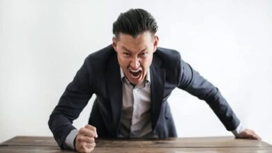 مقاصد پورے کرنا چاہتے ہیں تو غصے میں رہیے