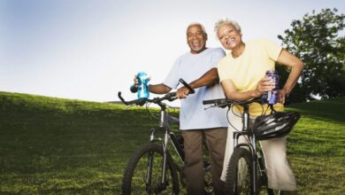 اگر آپ 60 سال کے بعد صحت مند زندگی گزارنا چاہتے ہیں تو آج ہی اپنے روزمرہ کے معمولات میں یہ تبدیلیاں کر لیں۔