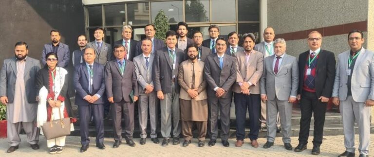 نیشنل انسٹیٹیوٹ آف منیجمنٹ اسلام آباد کے وفد کا بی آر ٹی پشاور کا دورہ