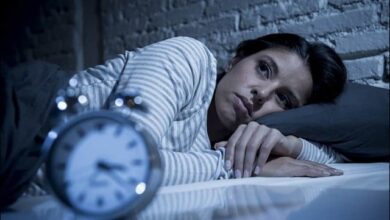 کیا آپ کو نیند مشکل سے آتی ہے؟ تین آسان یوگا پوز جو آپ کی مدد کرسکتے ہیں