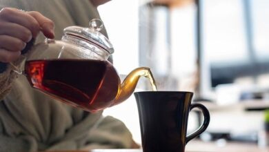 روزانہ تین کپ چائے بڑھاپے کی رفتار کم کر سکتی ہے، تحقیق