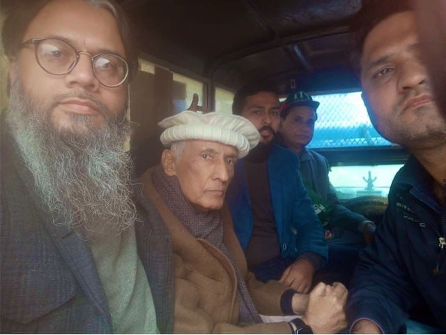 حماد اظہر کے والد سابق گورنر پنجاب میاں اظہر لاہور سے گرفتار