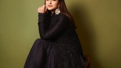 پرینیتی چوپڑا کا بطورِ گلوکارہ میوزک انڈسٹری میں کیریئر کا آغاز