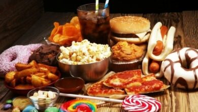 انتہا درجے کے پروسیس شدہ کھانے کھانا نشہ بن سکتا ہے، تحقیق