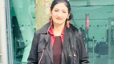 مودی سرکار نے کشمیریوں کی حمایت پر ہندو ماہرتعلیم کو ڈی پورٹ کردیا