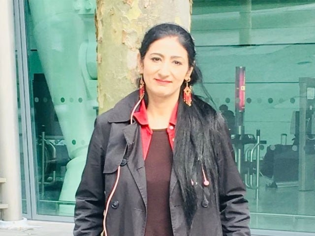 مودی سرکار نے کشمیریوں کی حمایت پر ہندو ماہرتعلیم کو ڈی پورٹ کردیا