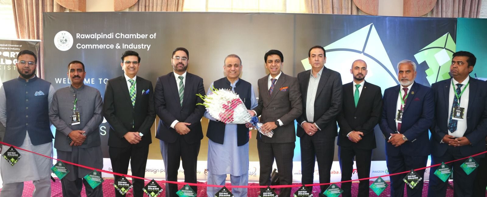 کاروباری طبقے کے لئے آسانیاں، "ایز آف ڈوئنگ بزنس "پر کام ہو رہا ہے