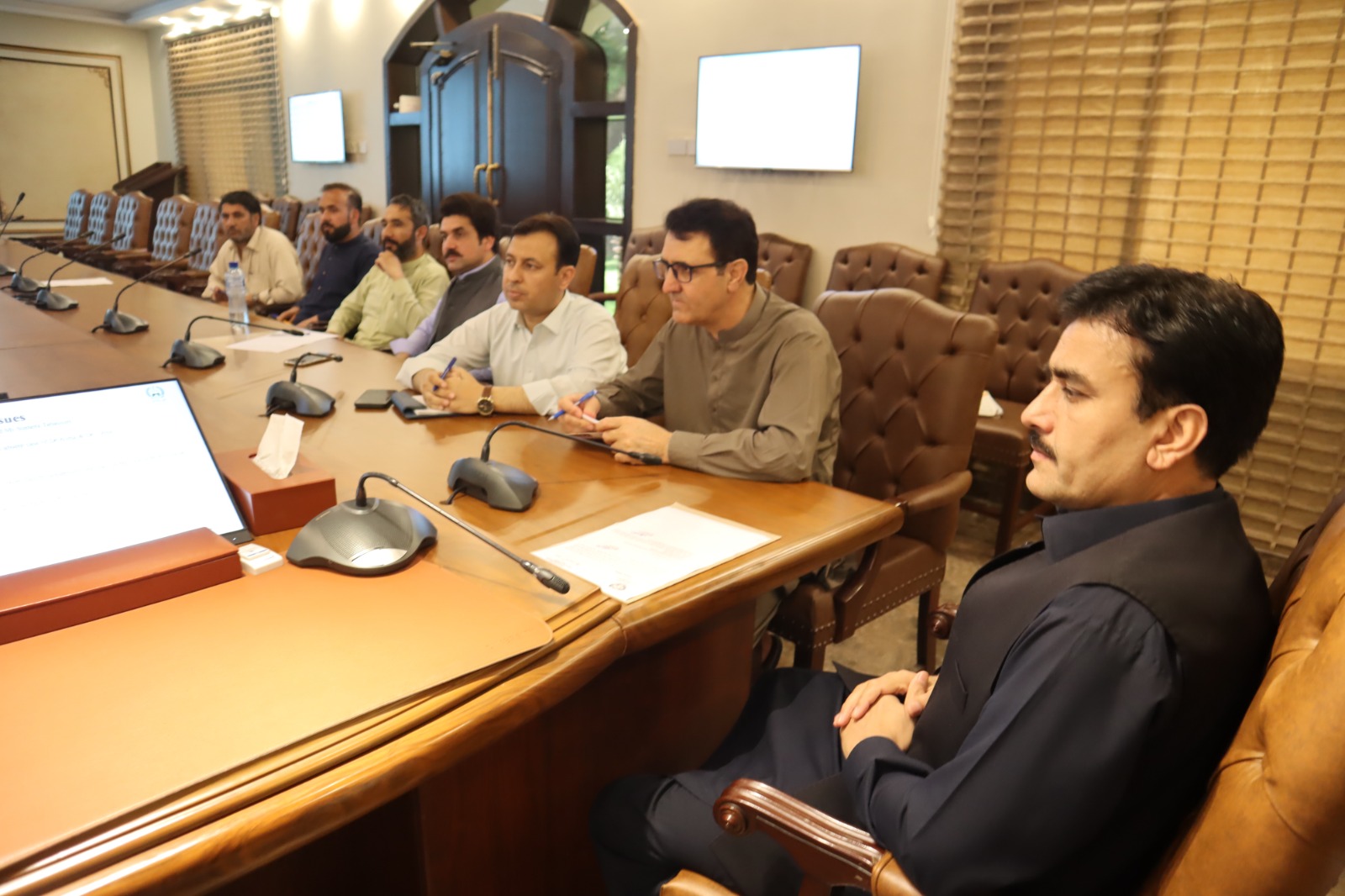 ایڈیشنل ڈپٹی کمشنر کے زیر صدارت ڈسٹرکٹ سٹیرنگ کمیٹی کا اجلاس