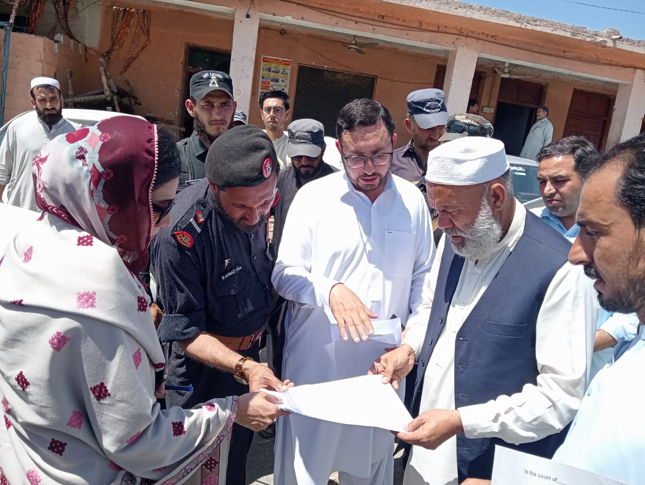 دیر پائین: اسسٹنٹ کمشنر ڈاکٹر کا تیمرگرہ بائی پاس کا تفصیلی وزٹ