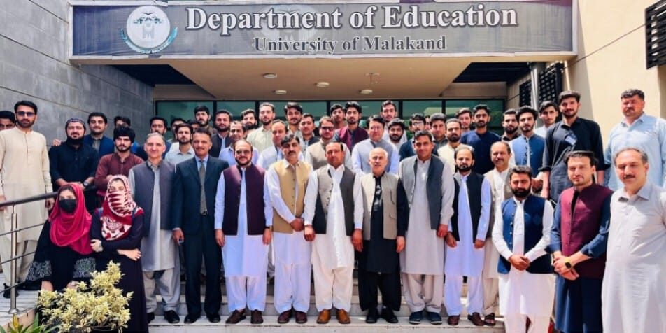 ملاکنڈ یونیورسٹی شعبہ بائیو ٹیکنالوجی کے فضل حسین نے پی ایچ ڈی مکمل کرلی