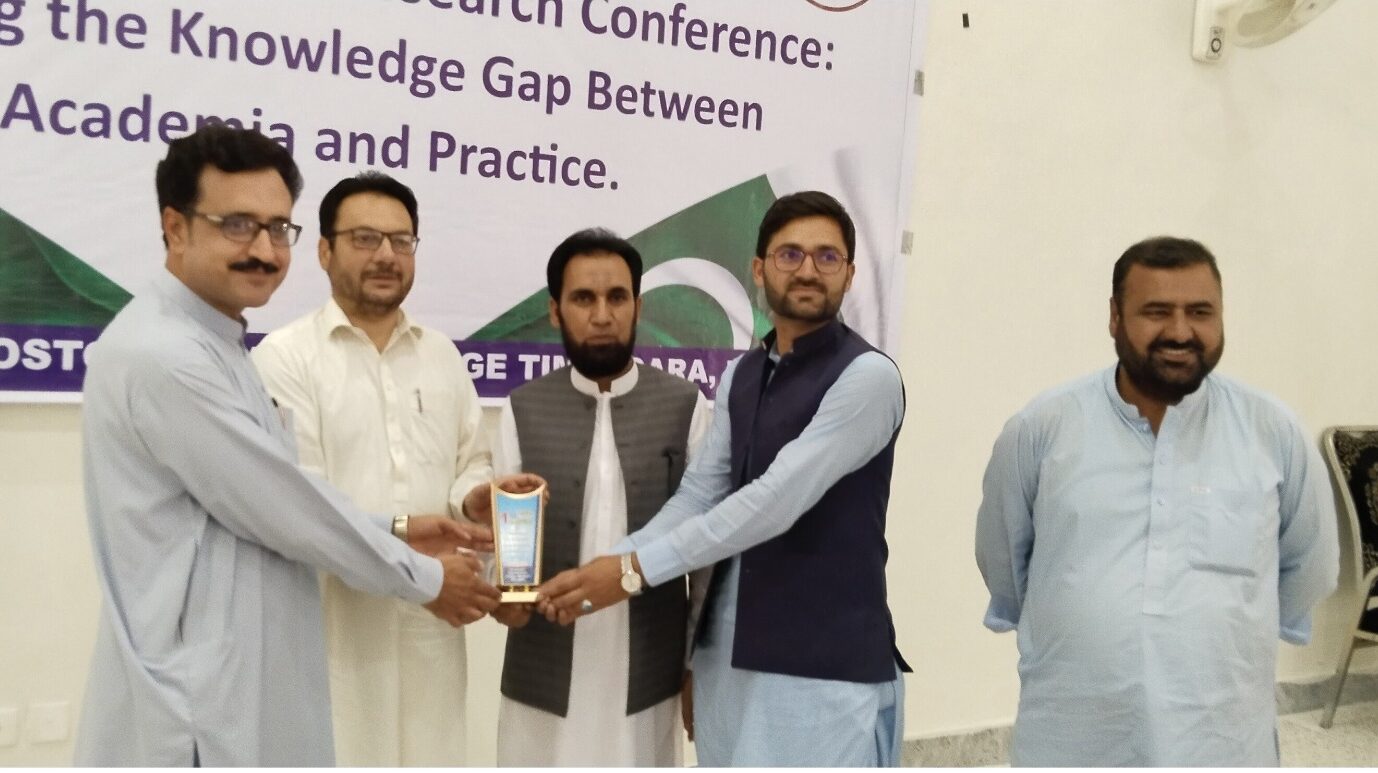گورنمنٹ پوسٹ گریجویٹ کالج تیمرگرہ میں تحقیقی مقالوں کے حوالے سے کانفرنس کا انعقاد