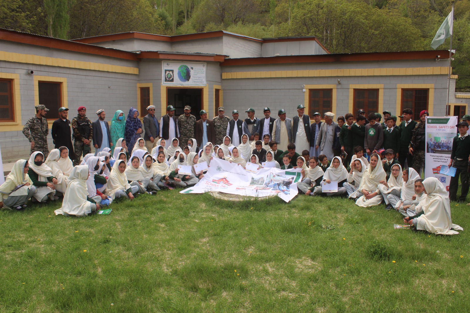 چترال: آغاخان ایجنسی فارہبیٹاٹ کے زیراہتمام سکول سیفٹی ڈے کے حوالے تقریب کا انعقاد