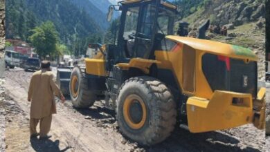 اپر سوات: ڈویلپمنٹ اتھارٹی نے 24 گھنٹے میں کالام سڑک بحال کرکے ٹریفک کے لیے کھول دی