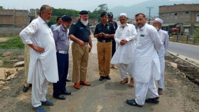 ایس پی ٹریفک وارڈن سوات کا بریکوٹ میں متبادل راستے کا جائزہ، ٹریفک روانی کیلئے ہدایات