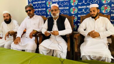 جاوید خان کا آزاد حیثیت سے الیکشن لڑنے کا اعلان، پی ٹی آئی قیادت پر تنقید