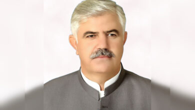 محمود خان: سوات کی خواتین ورکرز کو مخصوص نشستوں میں نظرانداز کرنا افسوسناک