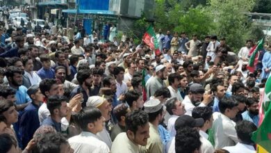 شانگلہ: عمران خان کی رہائی کے لیے تحریک انصاف کے احتجاجی مظاہرے، حکومت مخالف نعرے