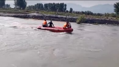 ریسکیو 1122: دریائے سوات میں ڈوبے ہوئے بچے کی تلاش جاری