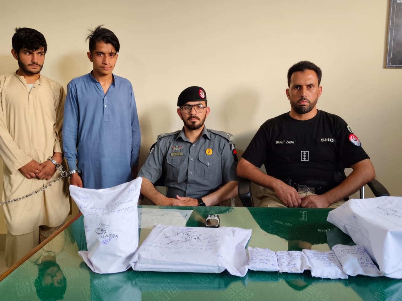 سوات: مٹہ پولیس کی کارروائی، چوروں کو گرفتار کیا، لاکھوں روپے کی زینتی اشیاء برآمد