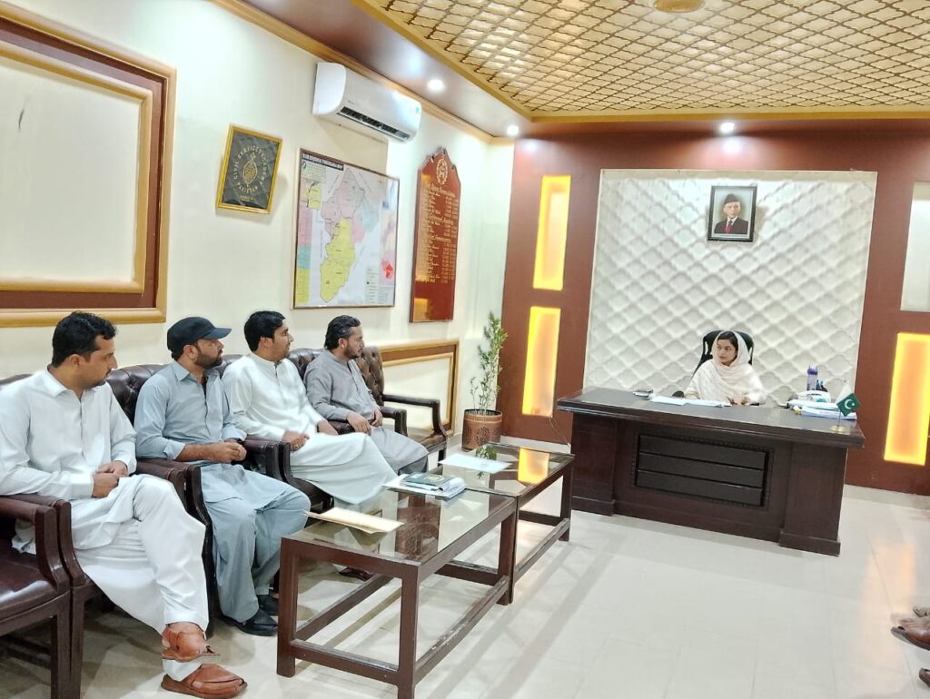 وزیراعلیٰ کے عوامی ایجنڈے پر عمل درآمد: تیمرگرہ میں صفائی مہم اور ہسپتال کی بہتری کے احکامات