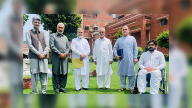 سپیشل سیکرٹری ہیلتھ حبیب اللہ خان کا دورہ پیراپلیجک سنٹر پشاور