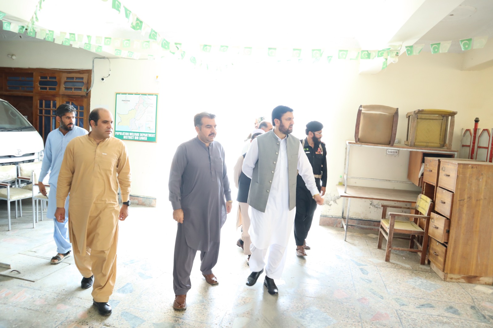 ڈپٹی کمشنر دیر پائین کا دارالامان اور محکمہ بہبودی آبادی کا دورہ، طبی سہولیات کی بہتری کی ہدایت!