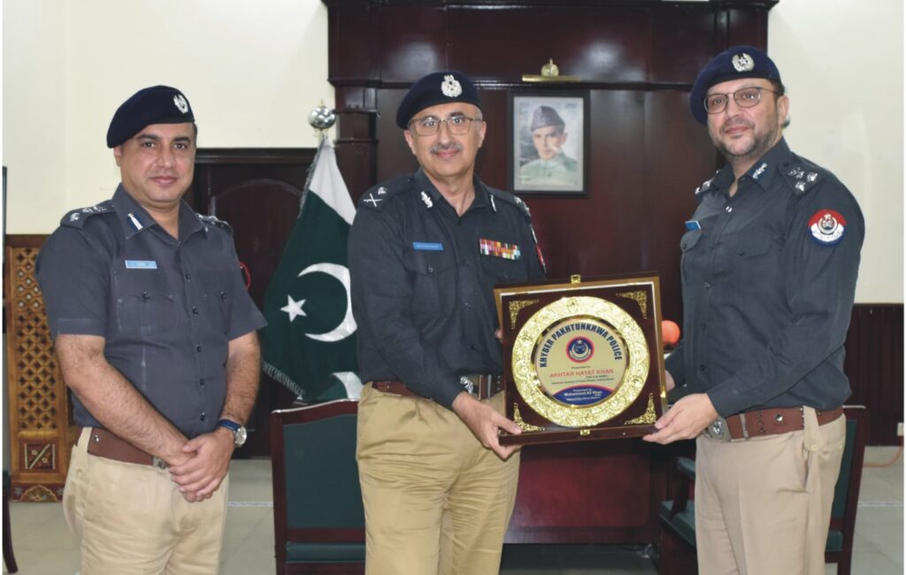 انسپکٹر جنرل آف پولیس خیبر پختونخوا اخترحیات کا سوات کا دورہ