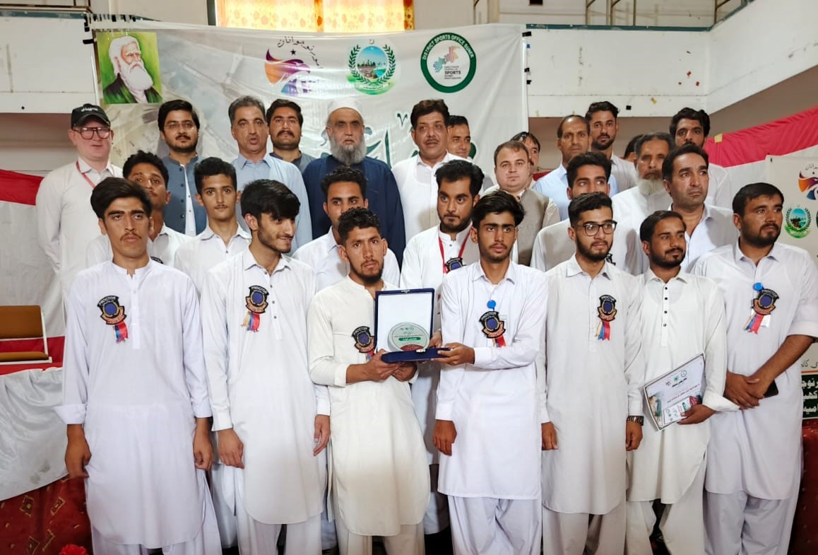 بونیر: نوجوانوں کی صلاحیتیں اجاگر کرنے کے لئے ضلعی انتظامیہ کا مشاعرہ