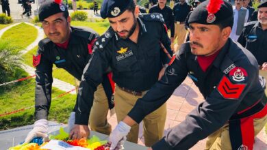 بونیر: آر پی او ملاکنڈ کی پولیس شہداء کو خراج عقیدت، جرائم کنٹرول پر اجلاس