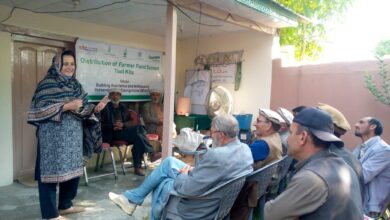 بیار لوکل سپورٹ آرگنائزیشن بونی میں BRAVE پراجیکٹ کے تحت زمینداروں میں اوزار تقسیم