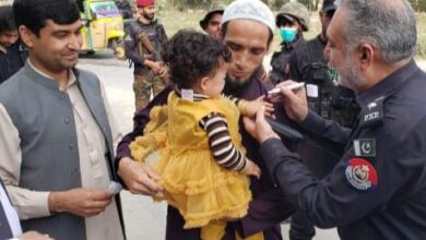 ڈی پی او بونیر اور ڈی سی کا انسداد پولیو مہم کا آغاز، پولیو ورکرز کی حوصلہ افزائی