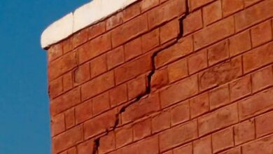 ٹانک: خستہ حال سکول عمارت، معصوم طلبہ کی زندگیاں خطرے میں