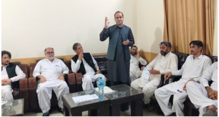 سرکاری خدمات میں تاخیر پر افسران کیخلاف کارروائی ہوگی، 2 سال میں تمام نظام ڈیجیٹائز ہوگا: ضیاء الرحمن